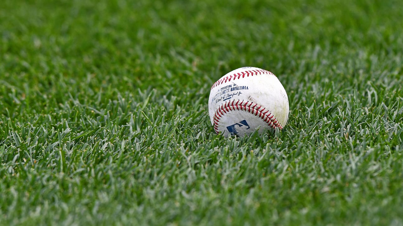 MLB: Cuban Sensation Luis Robert Appears Bound for Free Agency