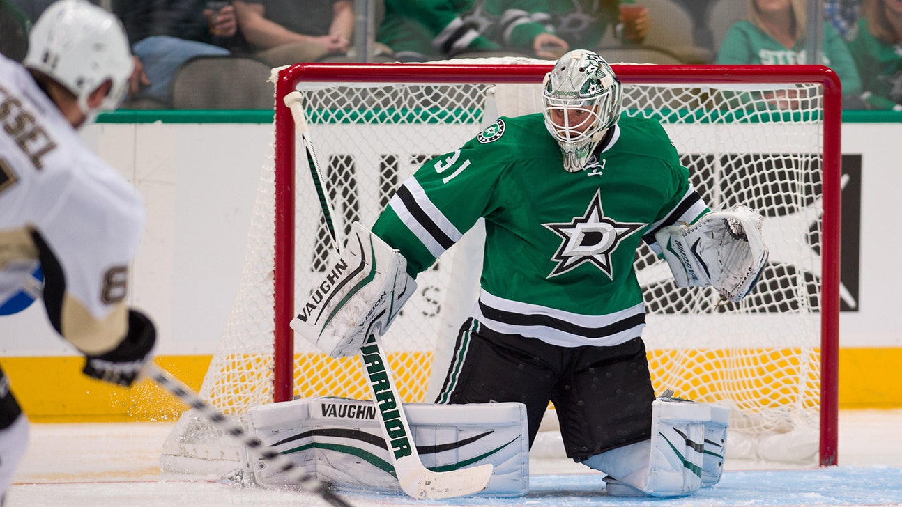Niemi, Stars shut out Penguins 3-0 in season opener