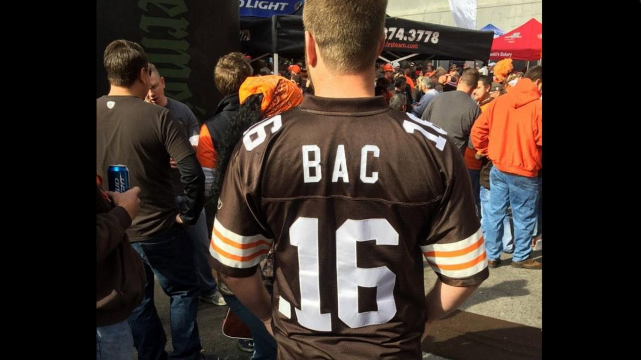 Browns fans sport custom 'BAC' and 'Al Koholic' jerseys