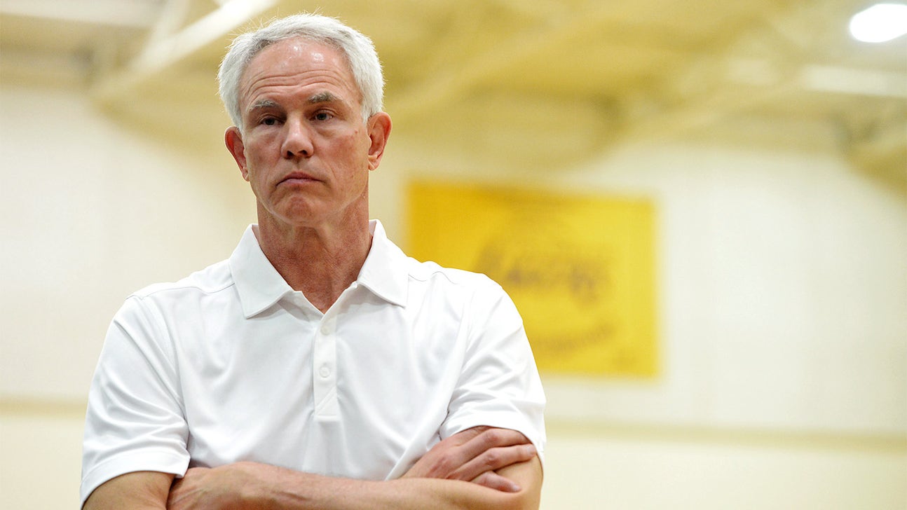 Daughter of Lakers GM Mitch Kupchak dies at 15