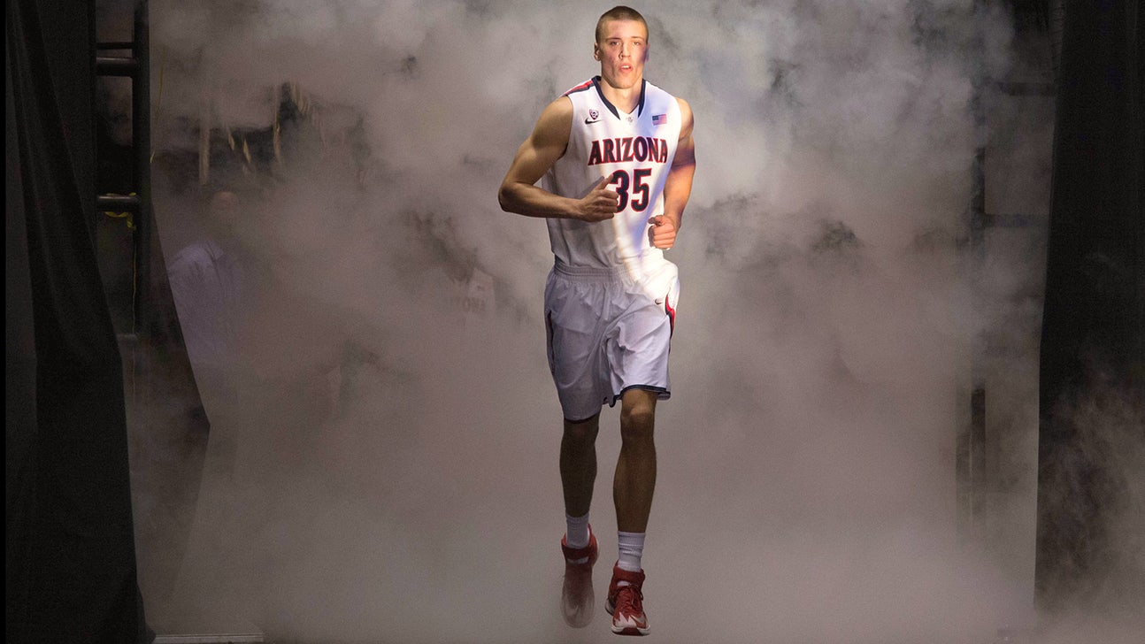 Arizona will improve for at least one big reason: Kaleb Tarczewski