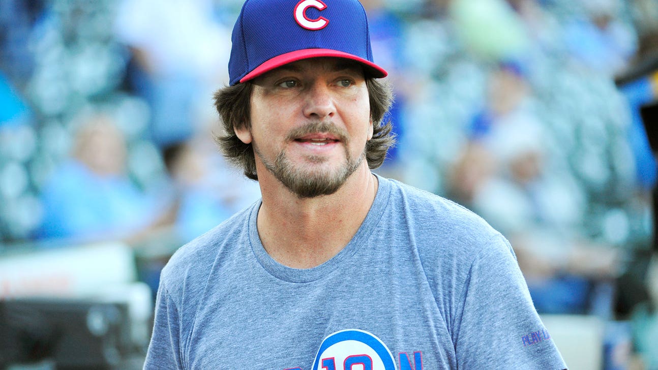 102114-Other-Eddie-Vedder-Lead