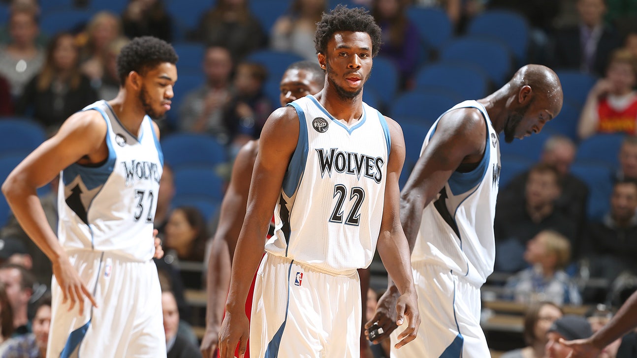 Wiggins lifts struggling Wolves over Kings, 99-95