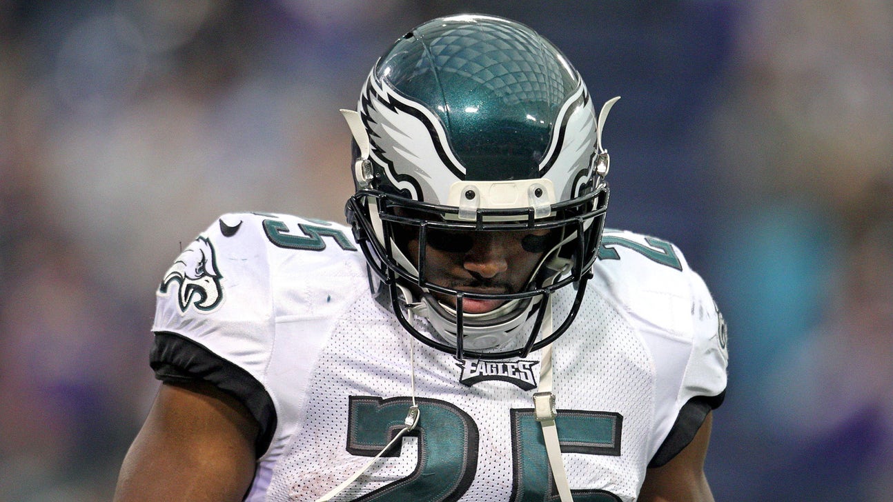 Fantasy Studs and Duds: McCoy with just eight carries?