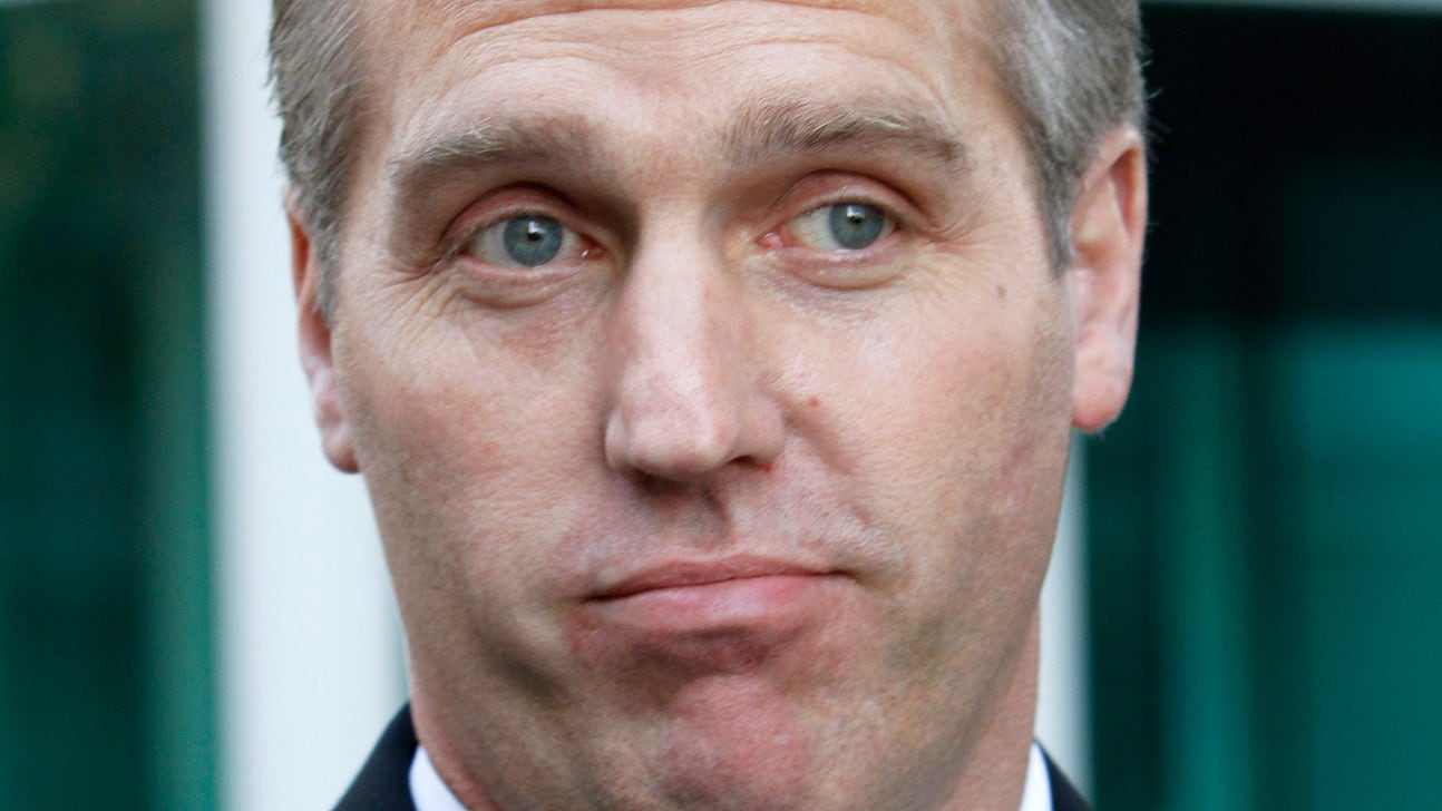 When it all comes crashing down: Mayfield's old abode is burned up