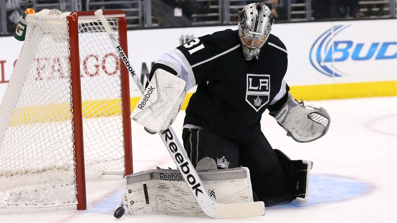 Goalie heaven: Rookie Jones stays hot as Kings down Avs