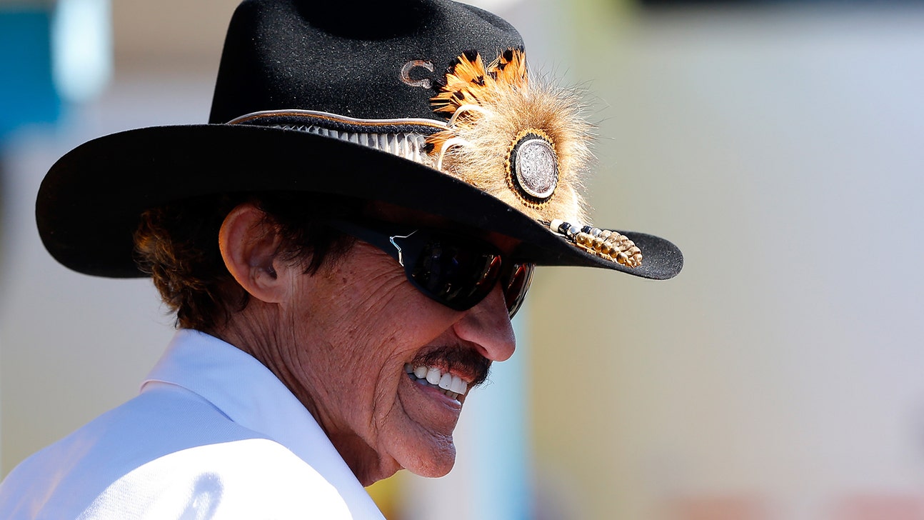 NASCAR's royal baby: 'The King' Richard Petty meets great-grandson for first time