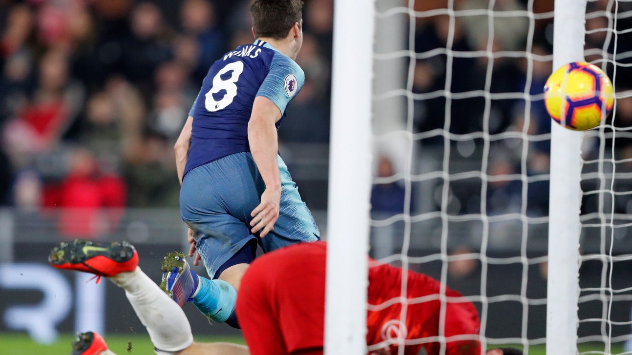 Tottenham beats Fulham 2-1 thanks to last-gasp winner