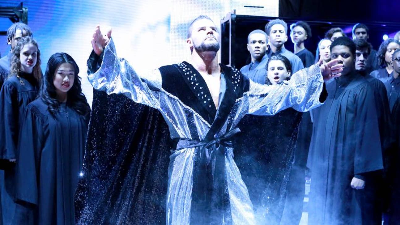 Bobby Roode is the Superstar WWE NXT Needs