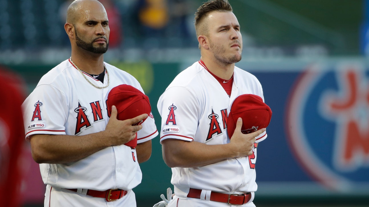 Grieving clubhouse: Tough for Angels, like teams before them
