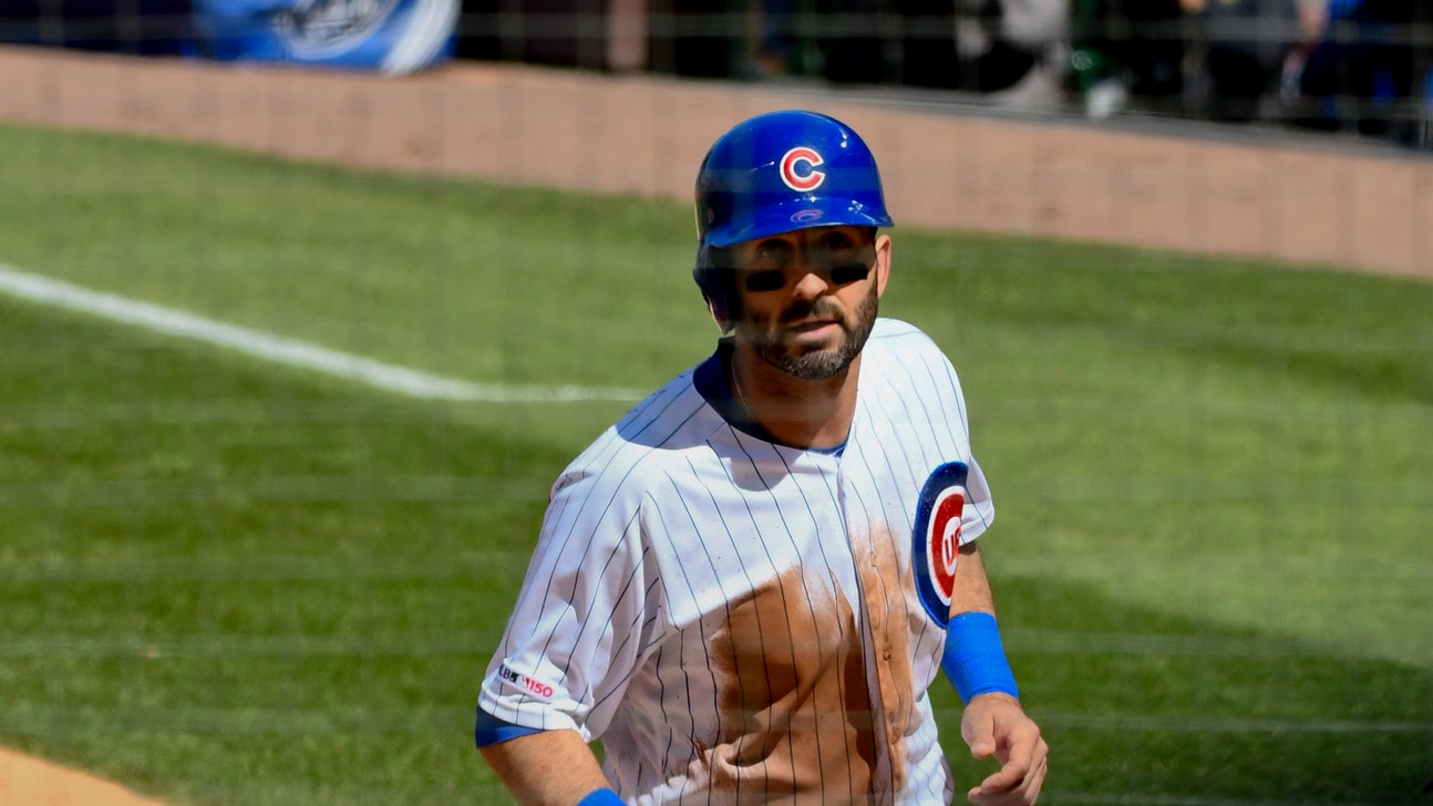 Cubs' Descalso leaves game against Cardinals with sore ankle