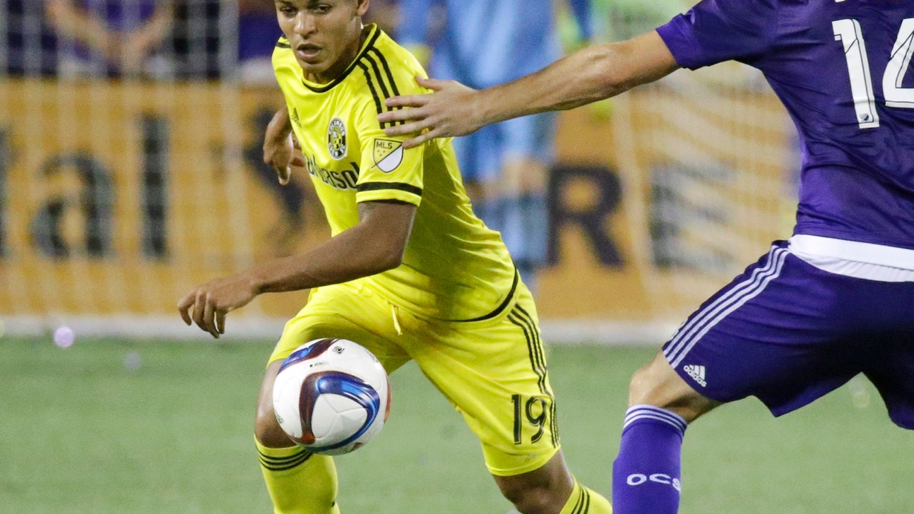 Romain Gall rebounding after fall to Sweden's 3rd tier