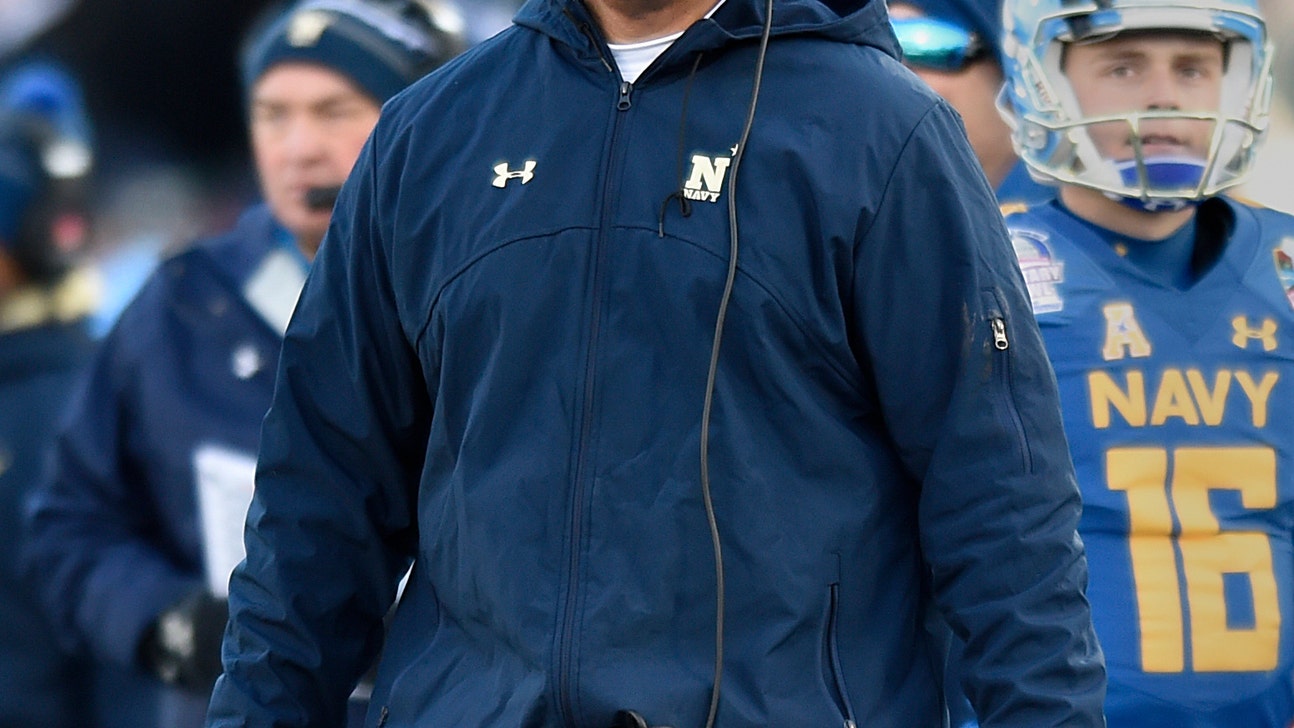 Oliver, surging Houston look for a win vs struggling Navy