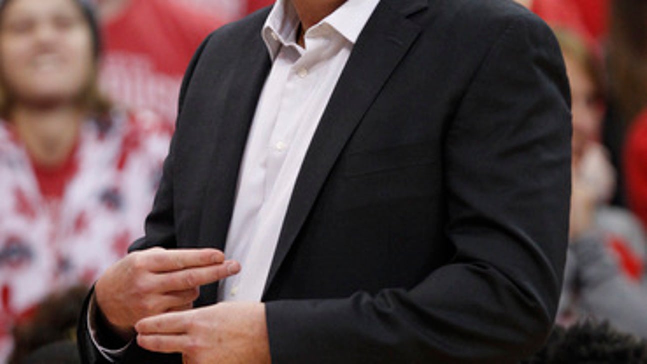 Thompson double-double powers Ohio St past UConn, 64-60 (Dec 10, 2016)