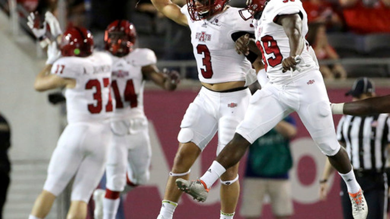 Arkansas State routs UCF 31-13 in Cure Bowl (Dec 17, 2016)