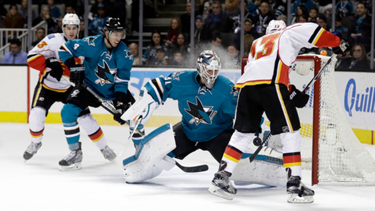 Donskoi has first multi-goal game, Sharks beat Flames 4-1 (Dec 20, 2016)