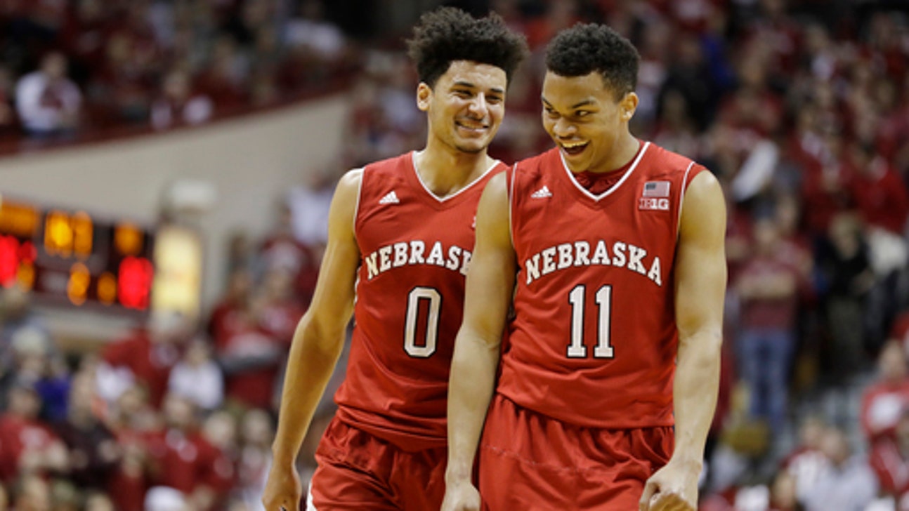 Nebraska snaps No. 16 Indiana's home winning streak at 26 (Dec 28, 2016)