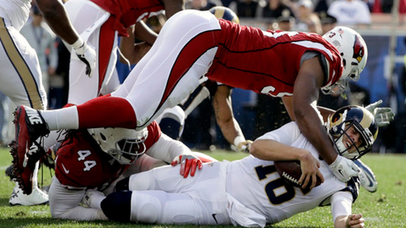 Goff prepares to move Rams past his winless rookie season