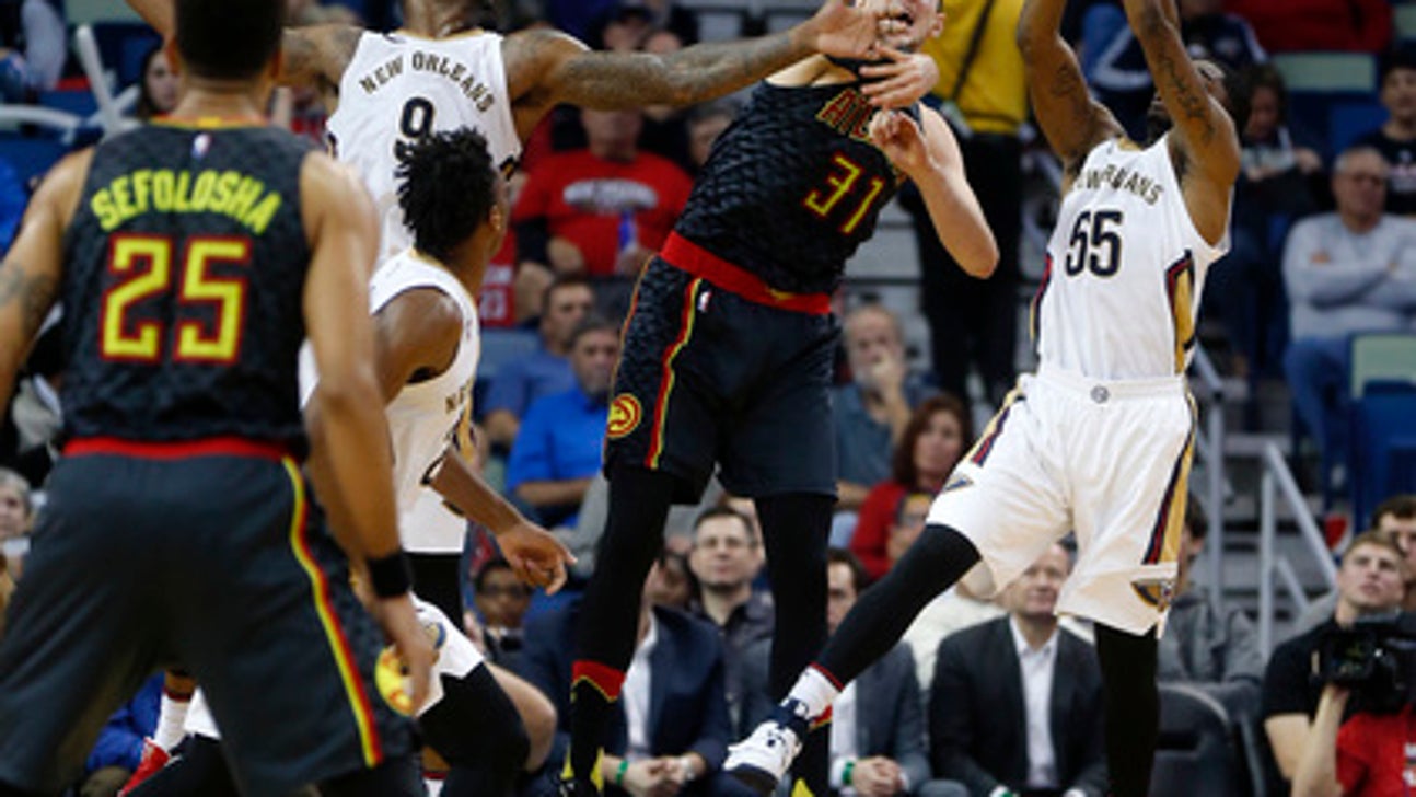 Hawks weather news of Korver trade, defeat Pelicans 99-94 (Jan 05, 2017)
