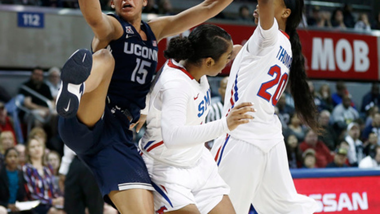 UConn women win 91st straight to break their own NCAA record (Jan 14, 2017)