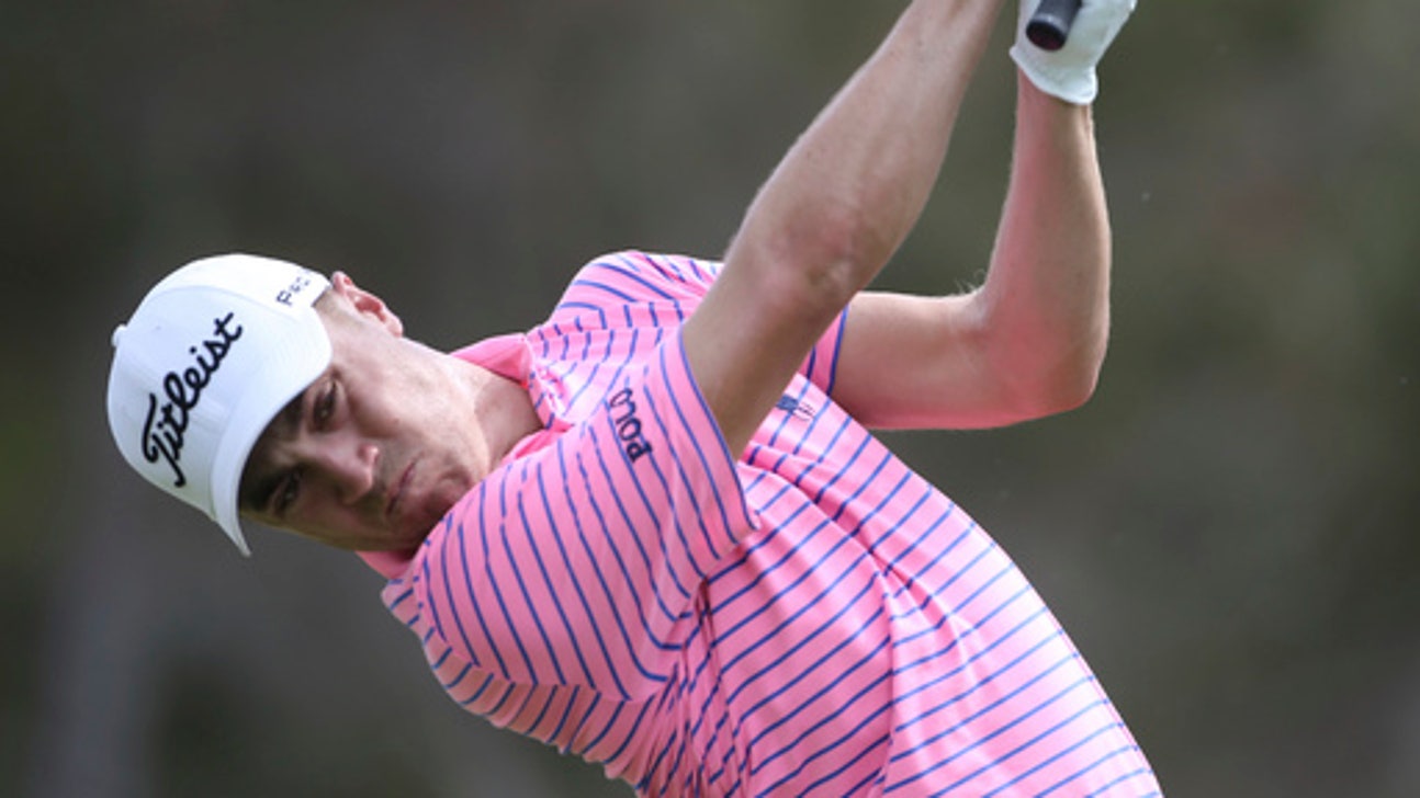 Thomas stretches lead to 7 at the Sony Open