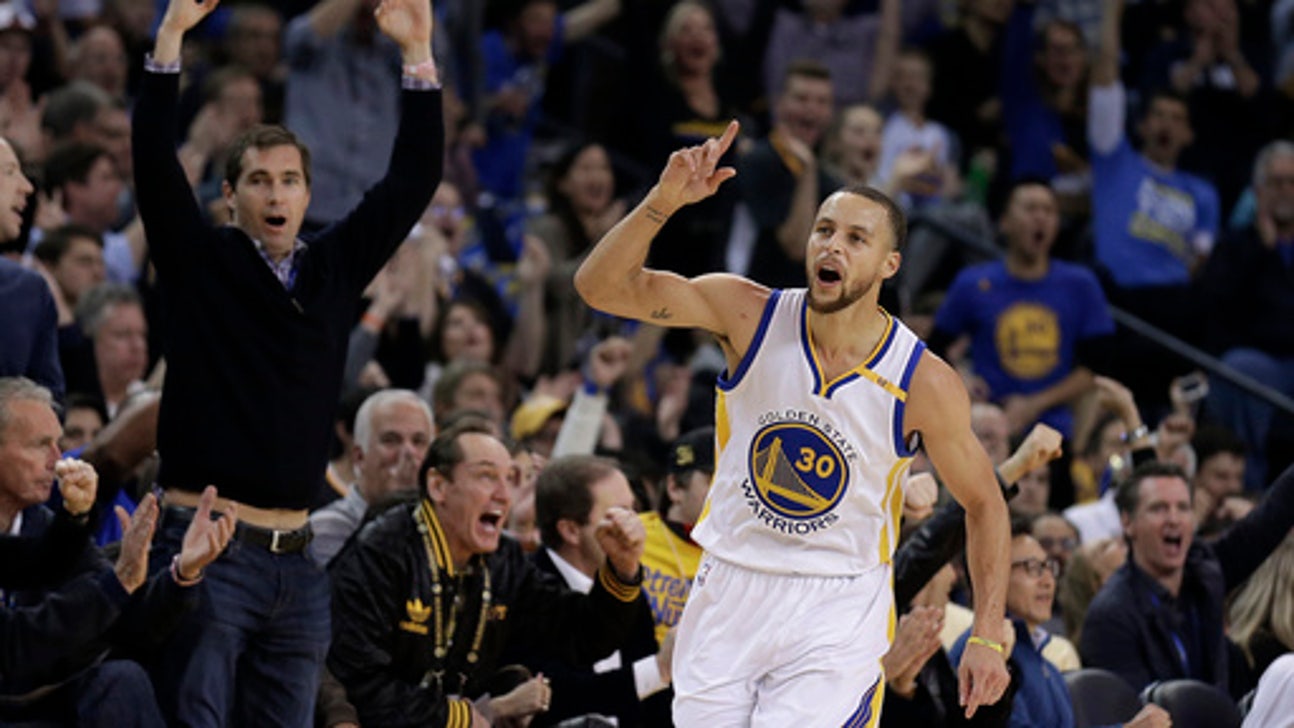 Warriors rout defending champion Cavaliers 126-91 in rematch (Jan 16, 2017)