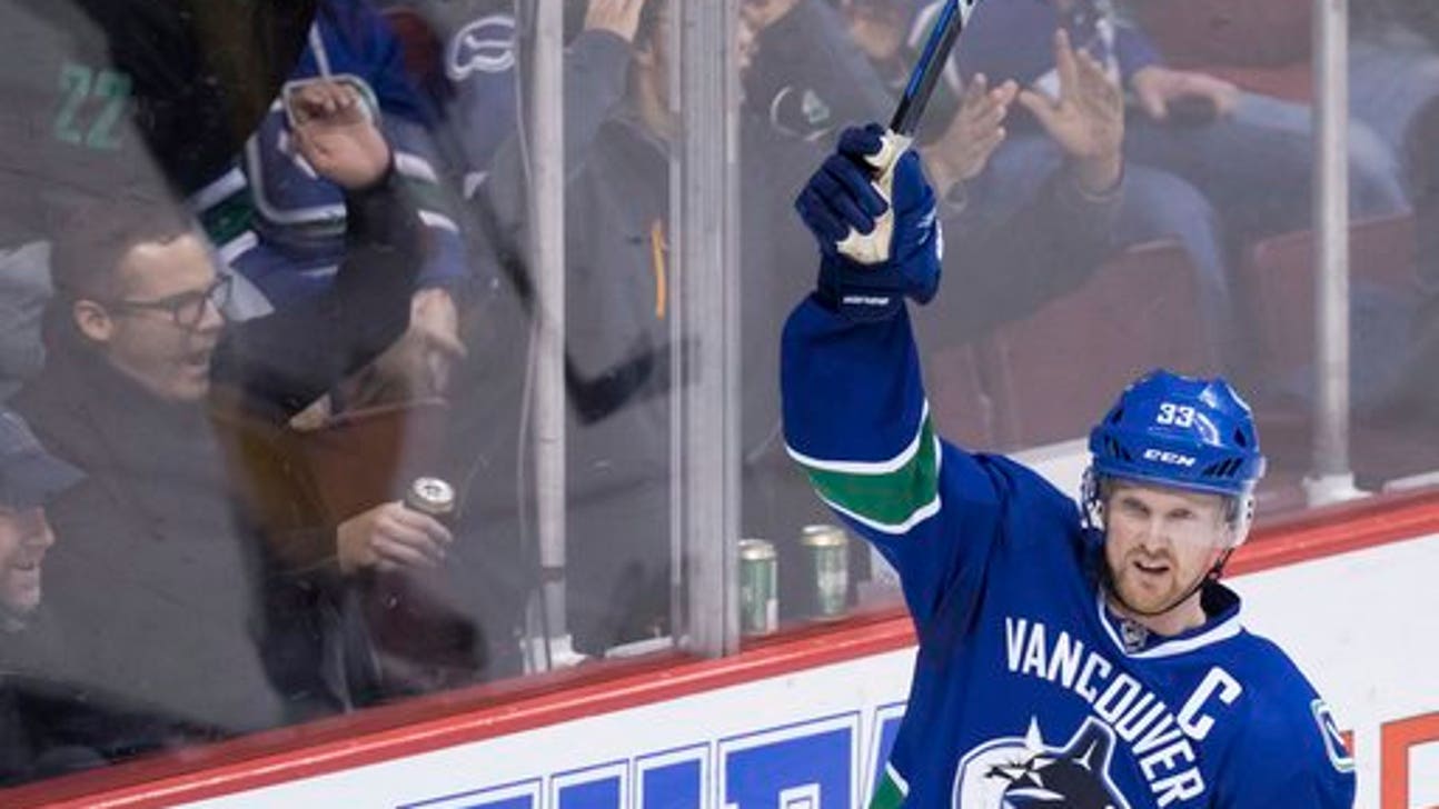 Henrik Sedin gets winner for 999th point, Canucks beat Preds (Jan 17, 2017)