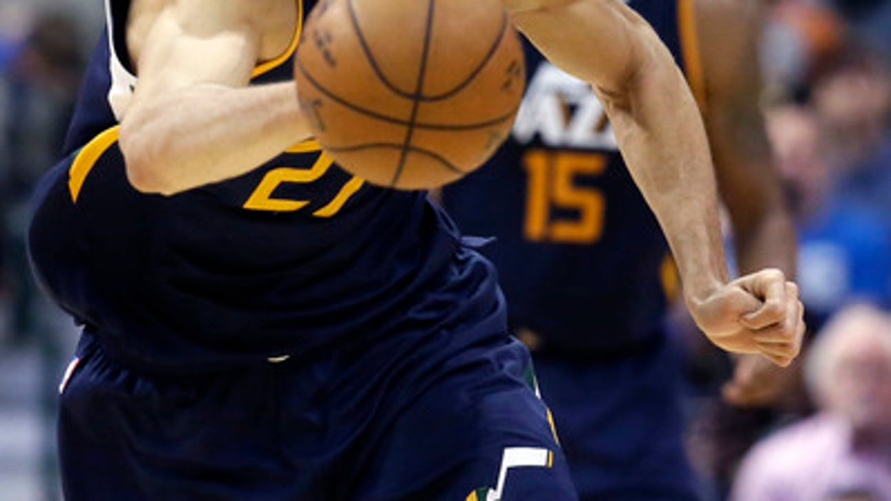 Gobert 27 points, 25 rebounds in Jazz 112-107 OT win at Mavs (Jan 20, 2017)