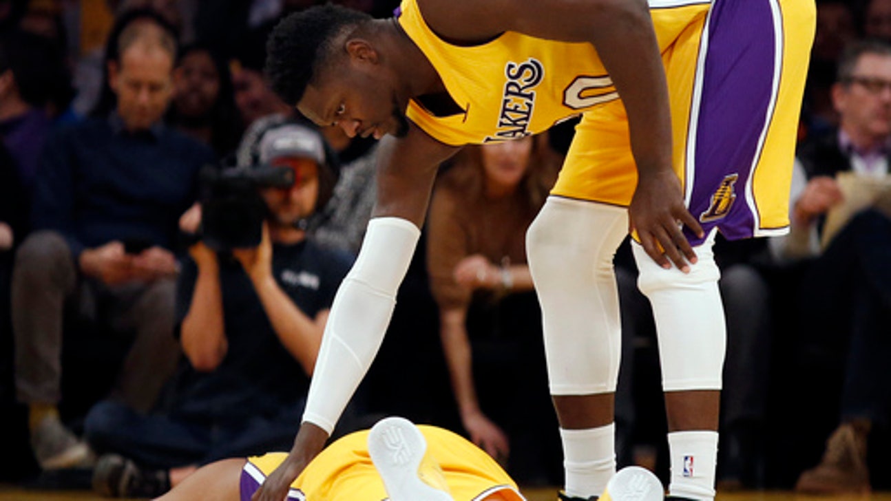 Williams, Young lead Lakers to 108-96 win over Pacers (Jan 20, 2017)