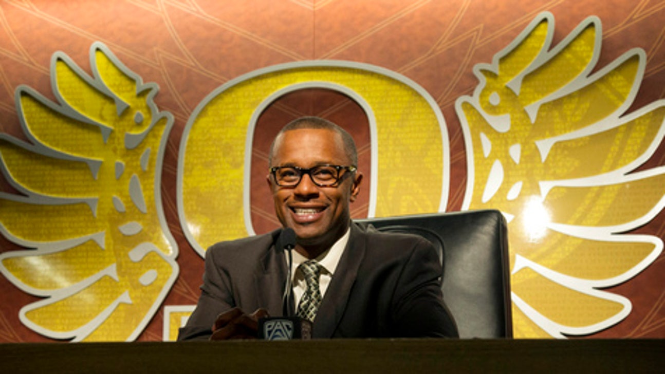 Oregon's Taggart lures Florida recruits, Arizona flippers