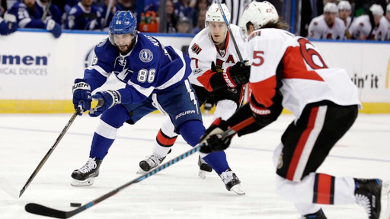 Stone has 2 goals, assist as Senators beat Lightning 5-2 (Feb 02, 2017)