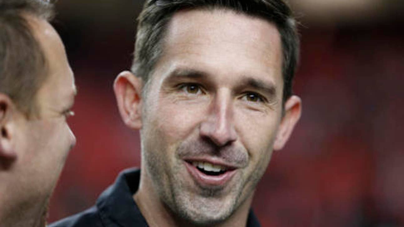 49ers officially hire Kyle Shanahan as new head coach