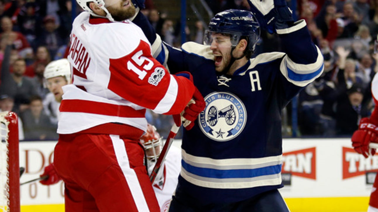 Zach Parise scores twice, Wild beat Red Wings 6-3 (Feb 12, 2017)