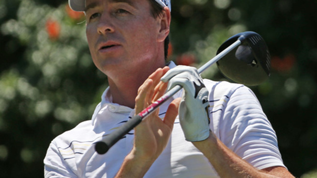 Rumford wins World Super 6 title, regains European Tour card (Feb 19, 2017)