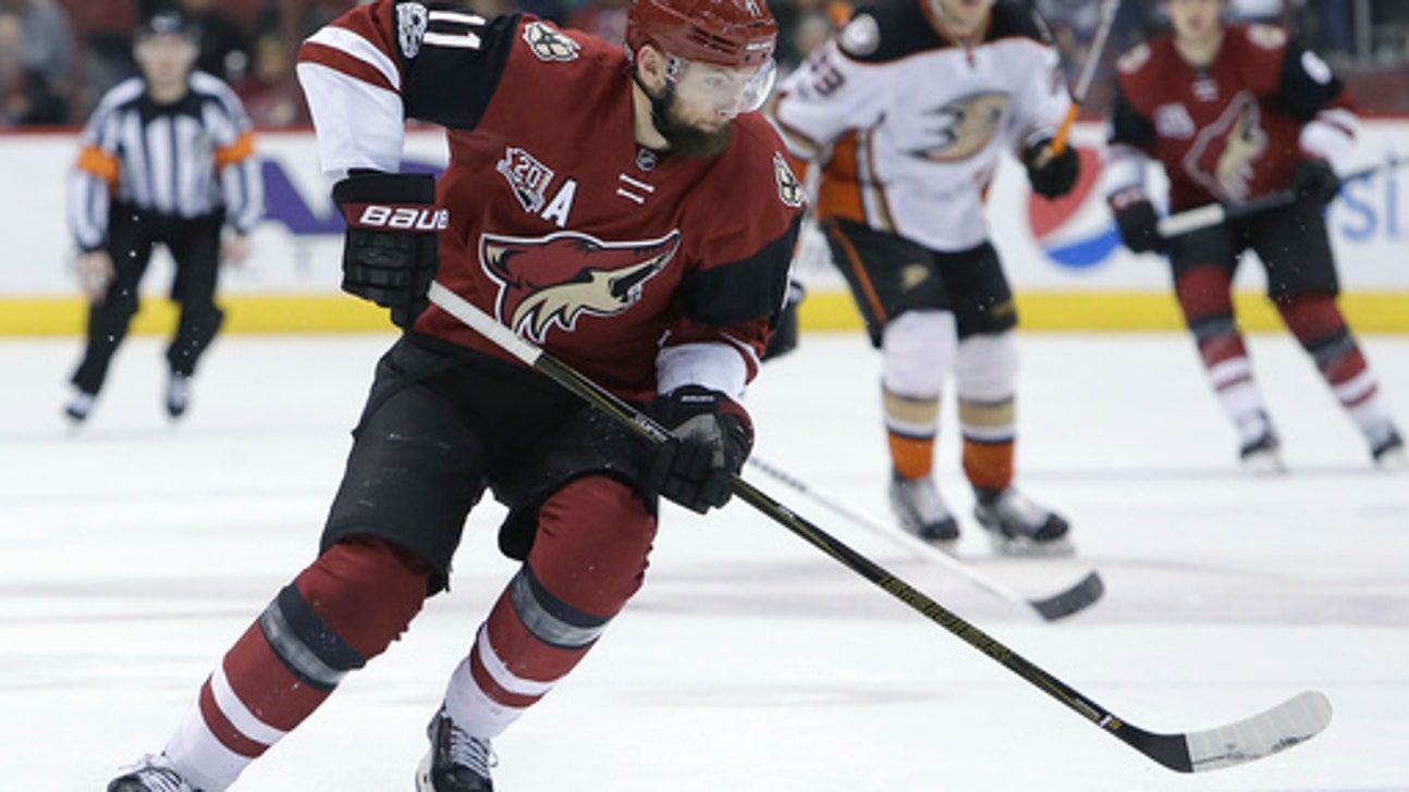 Wild acquire center Martin Hanzal in trade with Coyotes