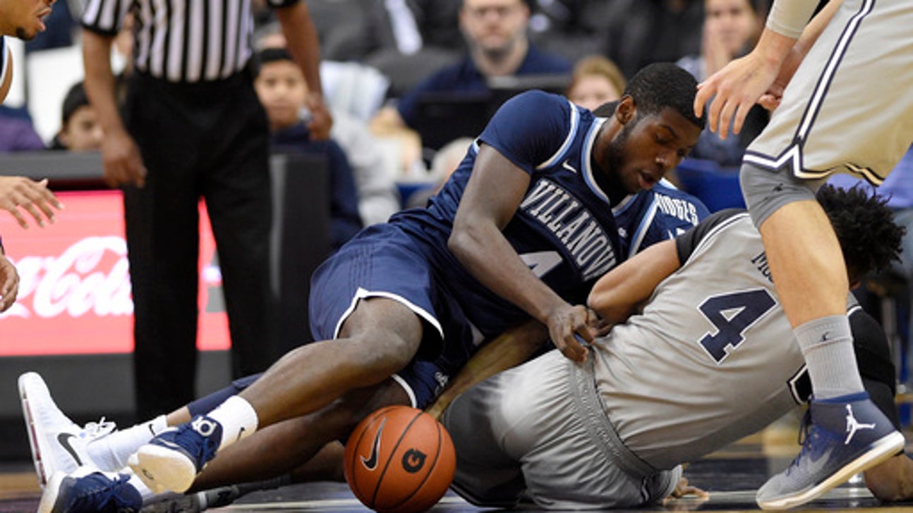 Hart, Jenkins lead way as No. 2 Villanova routs Georgetown (Mar 04, 2017)