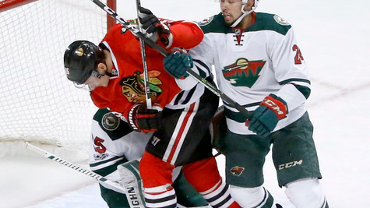 Blackhawks C Artem Anisimov sidelined by left leg injury