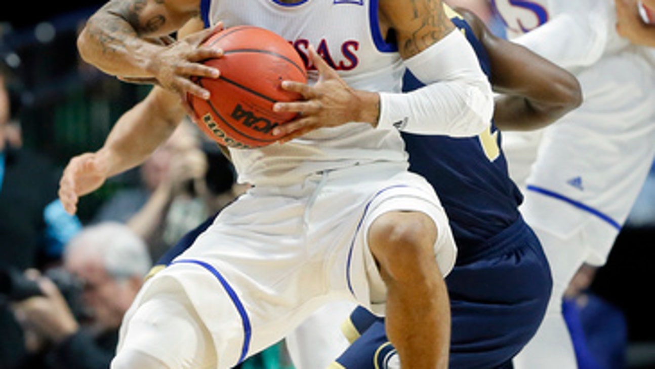 Kansas, Michigan State prepare for matchup of blue bloods