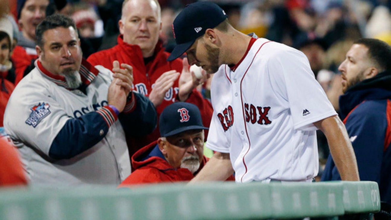 Leon homers to end Boston's 3-0, 12-inning win over Pirates (Apr 05, 2017)