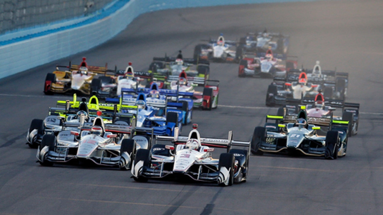 Simon Pagenaud wins IndyCar race at Phoenix