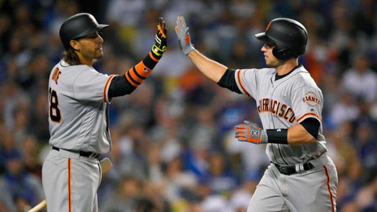 Cueto outpitches Kershaw in Giants' 4-3 win over Dodgers (May 01, 2017)