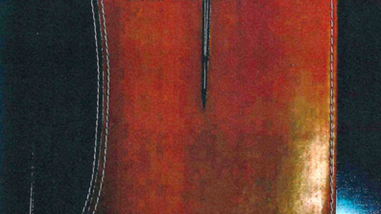 The Latest: Hernandez's suicide note: 'I'm always with you'