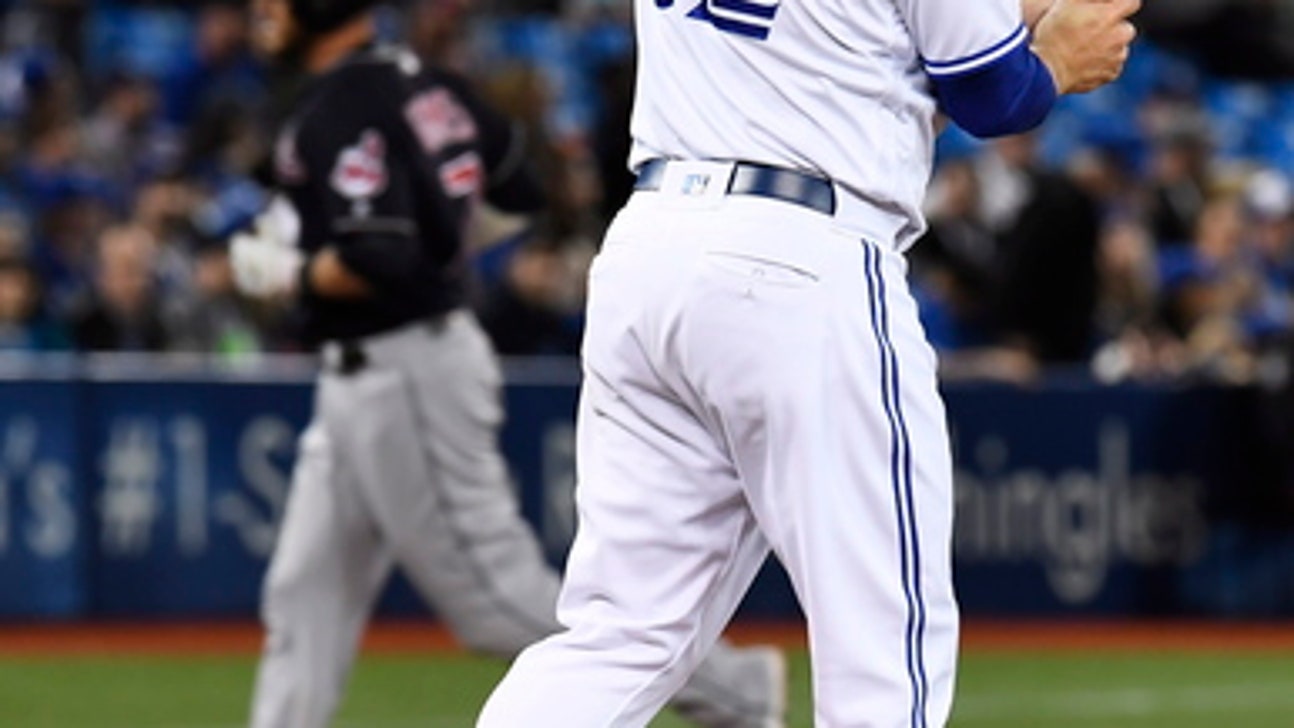 Carrasco and 2 relievers toss 4-hitter, Indians top Jays 6-0 (May 09, 2017)