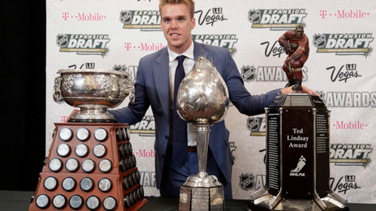 Oilers sign star Connor McDavid to 8-year, $100 million deal