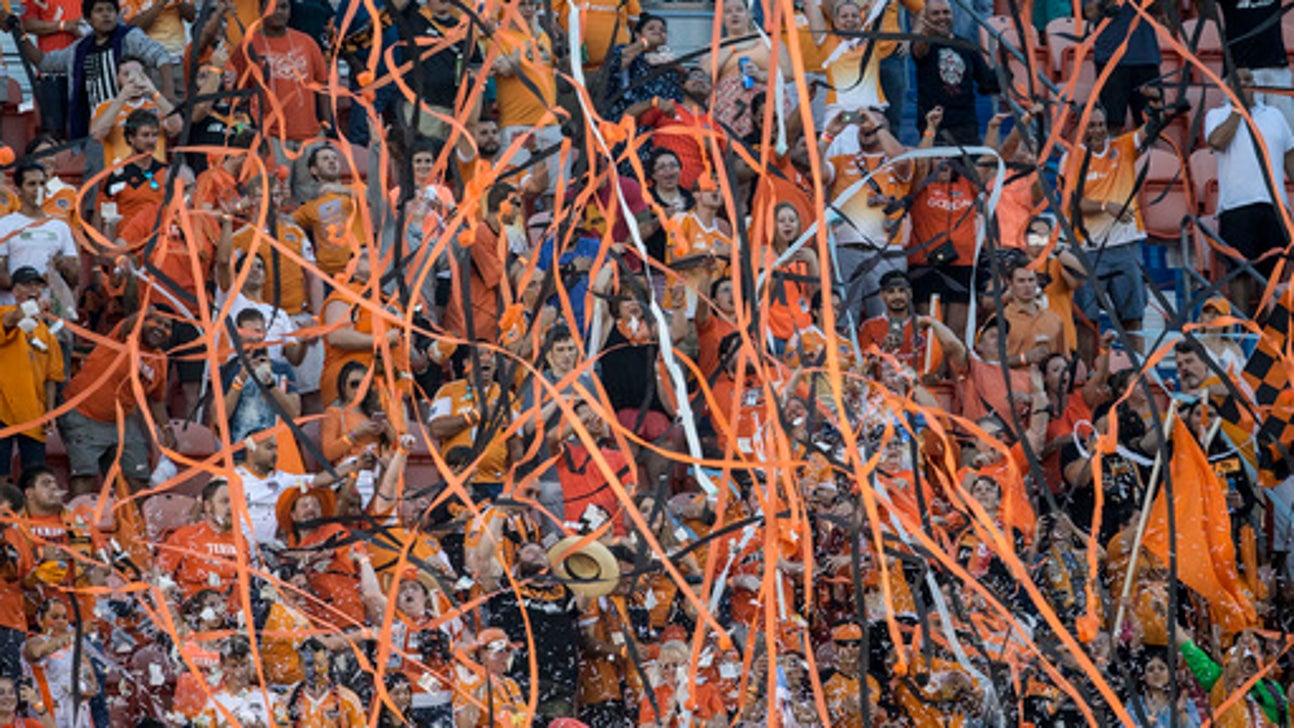 Urruti scores, FC Dallas ties Dynamo 1-1 in Texas Derby (Jun 23, 2017)