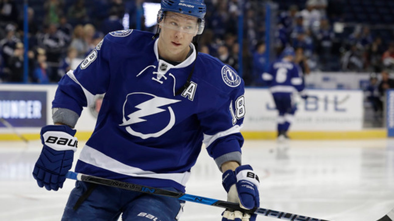 Lightning re-sign Palat to $26.5M, 5-year deal