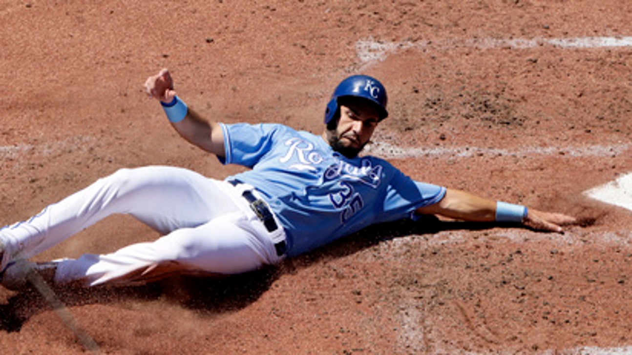 Choo loses fly in sun with 2 out in 9th, KC shades Texas 4-3 (Jul 16, 2017)