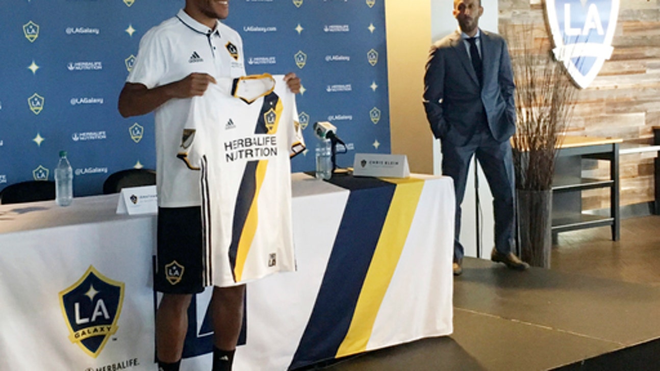 Jonathan Dos Santos thrilled to join brother Gio with Galaxy
