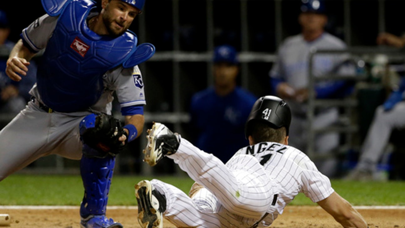 Anderson homers, Lopez strong in debut as ChiSox top Royals (Aug 11, 2017)