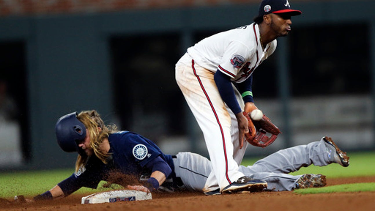 Motter replaces injured Cano, lifts Mariners past Braves 9-6 (Aug 23, 2017)